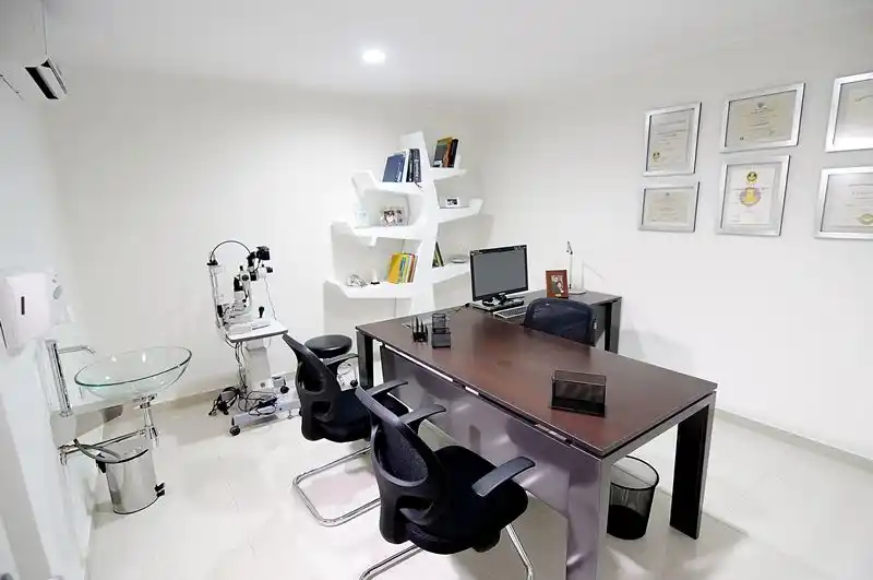 Espacio de trabajo del Dr. Carlos Alberto Ramírez